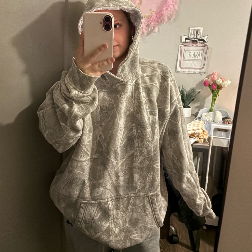 Abercrombie & Fitch Cream and Gray Camo Hoodie